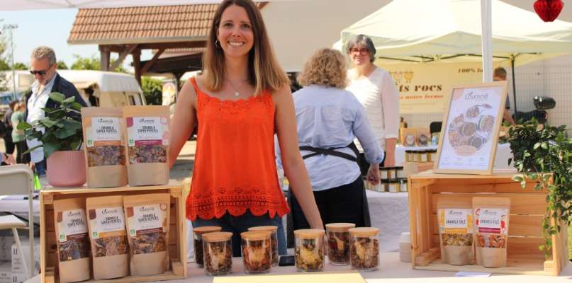 Laury avec les granolas LOUMAE